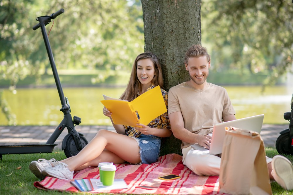 mercerie-az.ro | Ținute Ideal pentru Picnic și Activități în Aer Liber – Ghid Complet